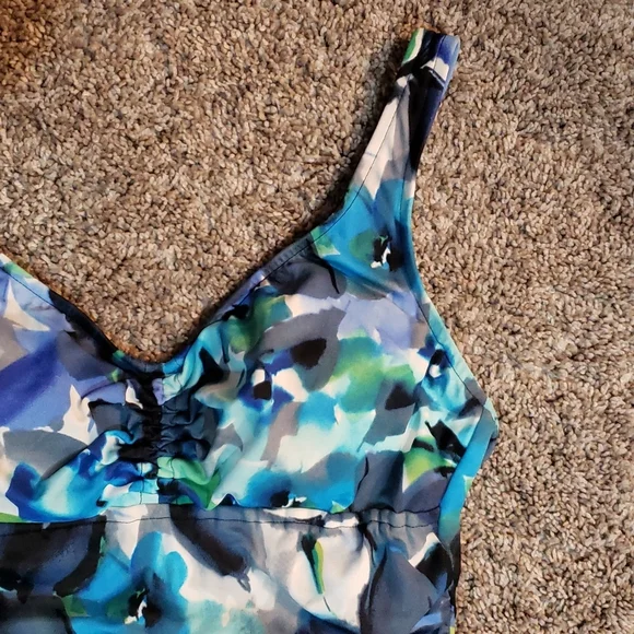 Aqua Green Swimsuit - Picture 6 of 13